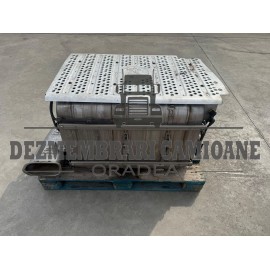 TOBA CATALIZATOR MERCEDES MP4 E6 A0084901212                    